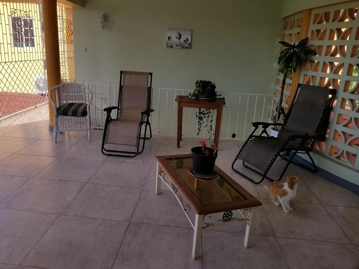 Chaudhry House Montego Bays- 2Nd Floor Apt 0*,