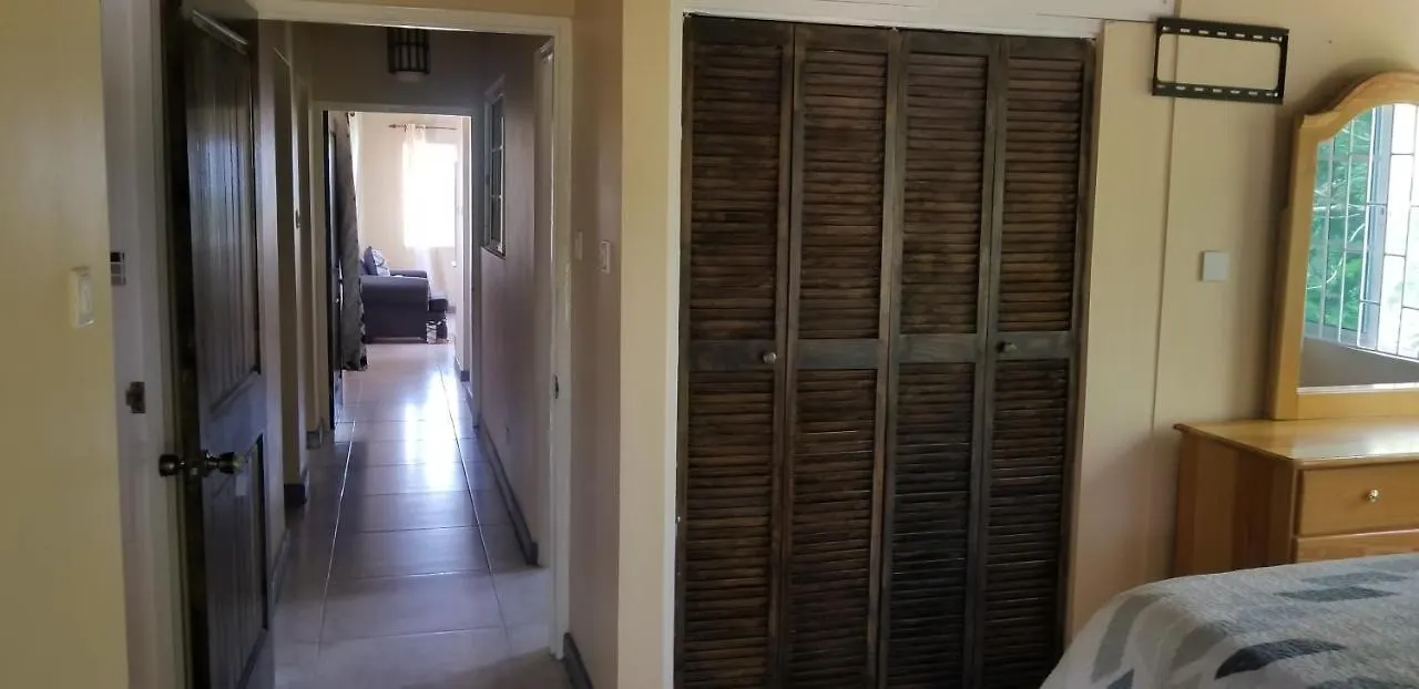Guest house Chaudhry House Montego Bays- 2Nd Floor Apt