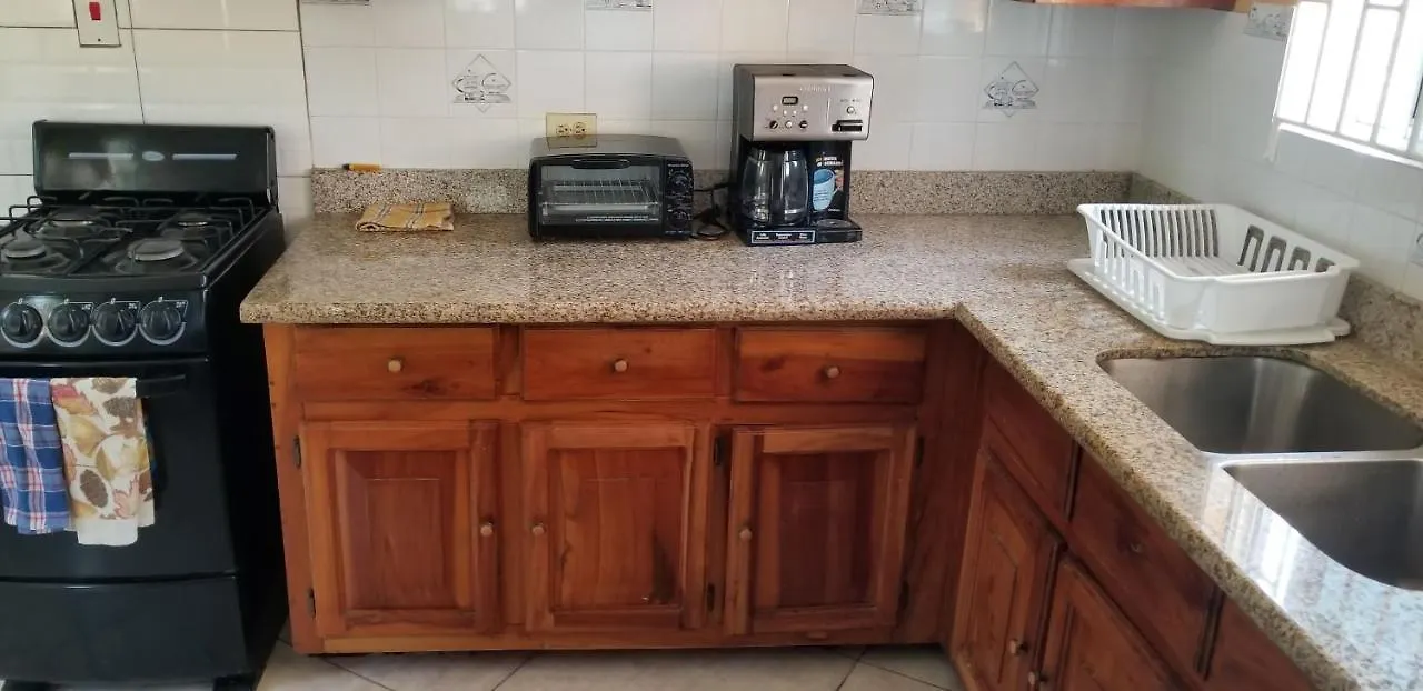 Guest house Chaudhry House Montego Bays- 2Nd Floor Apt