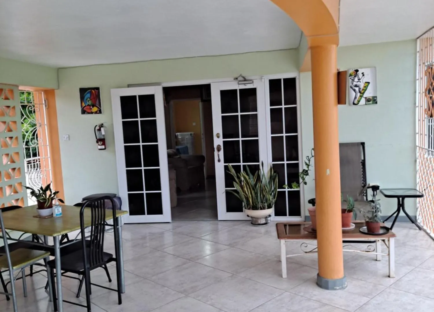 Chaudhry House Montego Bays- 2Nd Floor Apt