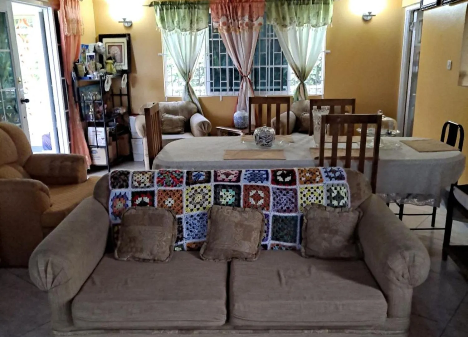 Guest house Chaudhry House Montego Bays- 2Nd Floor Apt Jamaica